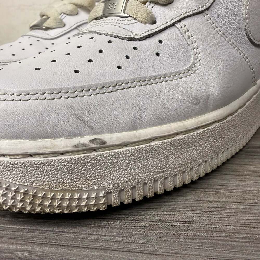 Nike Air Force 1 '07 Triple White Sneakers CW2288-111 - Picture 7 of 16